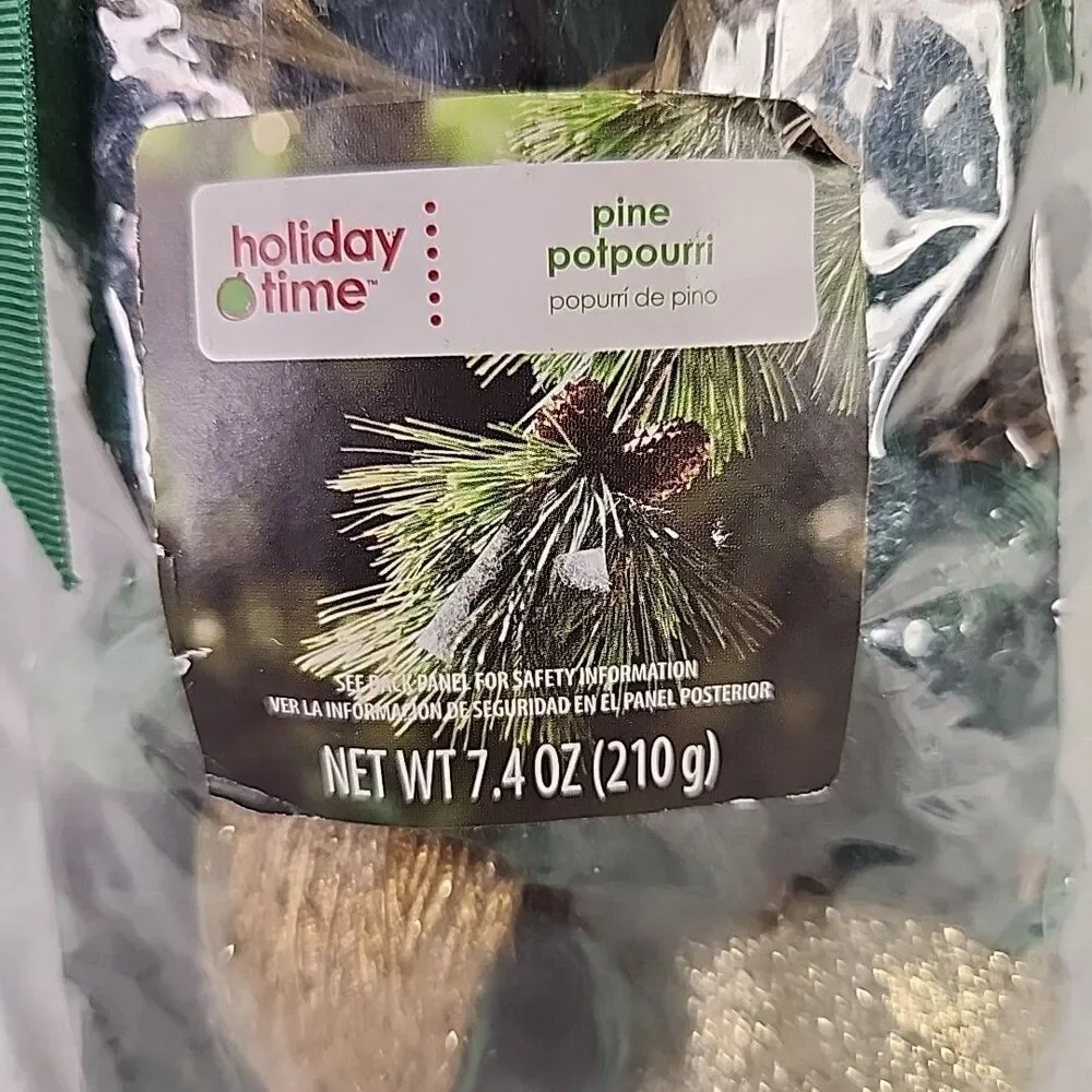 Holiday Time Pine Potpourri With Christmas Decorations Added Walmart NEW